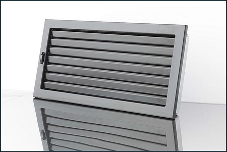 Kratka VENTLAB KRVZ450x220-ML.CZ z żaluzją ruchomą czarna