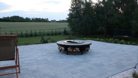 Palenisko ogrodowe Hetta Round 155 cm Corten/Granit Viscount